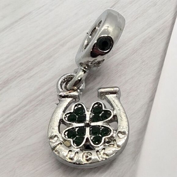 LUCKY Green Shamrock St Patrick's Day 3D Bracelet Charm Silver Jewelry Ireland - Picture 4 of 5